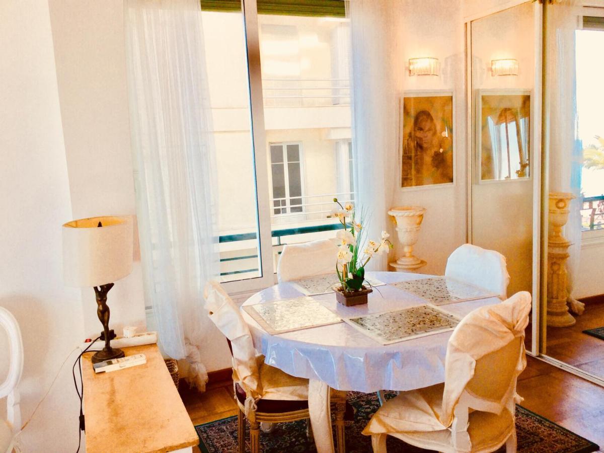 Endless Stunning Mediterranean Sea Views Promenade Des Anglais Nice Exterior photo